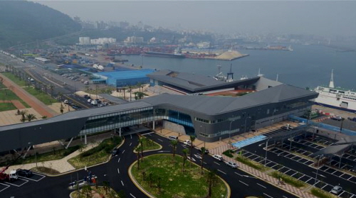 새로 신축된 국제여객터미널