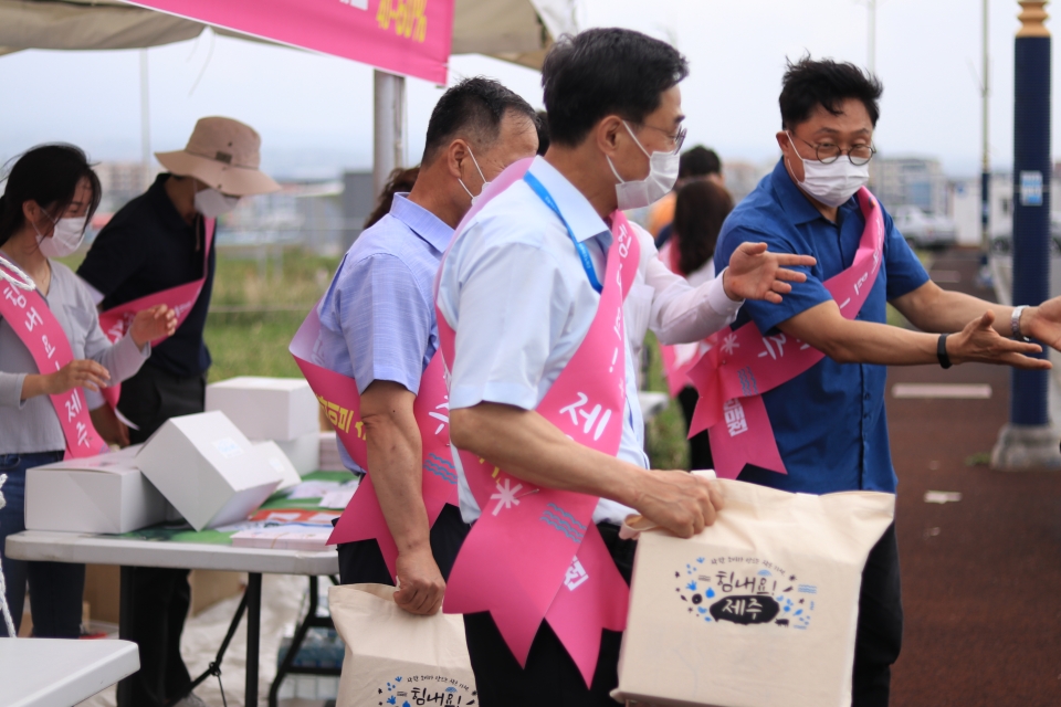 제주테크노파크 중소기업 우수제품 드라이브스루 판매 행사