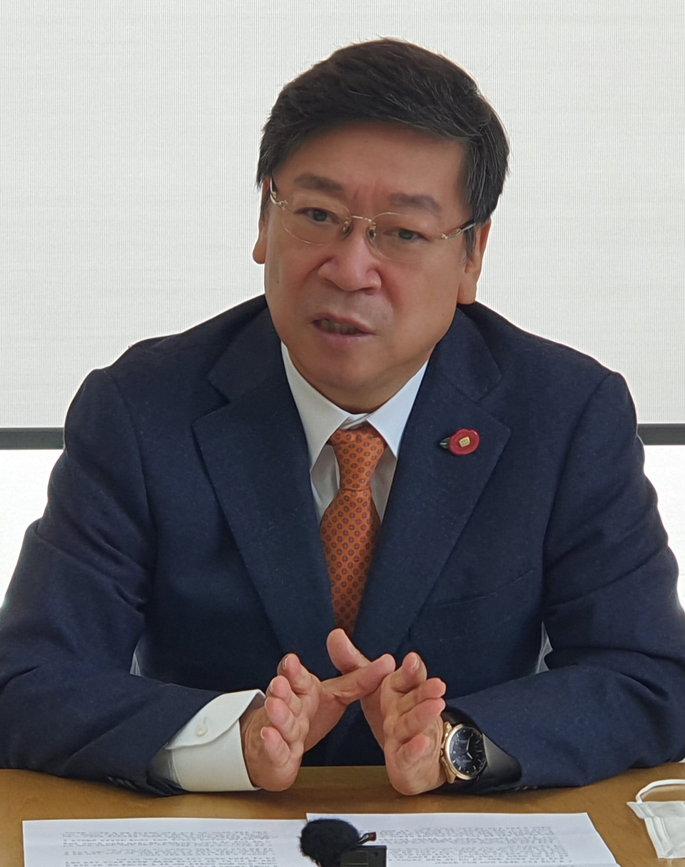 고경실 윤석열국민캠프 제주도선거대책위원장은 30일 “윤석열 후보만이 정권 교체의 유일한 대안이며, 최종승리를 이룰 것”이라며 “국민들이 걱정하는 지경에 이른 국가 바로 잡기 위해 정권교체에 힘모아야 한다