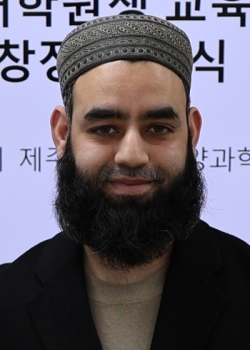 사키브카지 무하마드 연구원