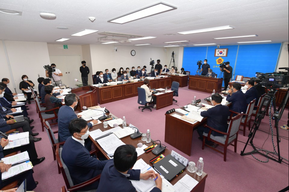 제408회 임시회 교육위원회 제1차 회의
