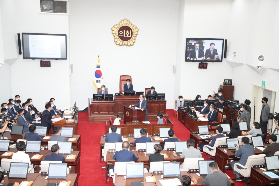 제주자치도의회 제409회 제1차정례회 제2차 본회의 장면