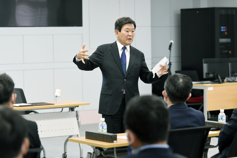 지난 25일 제주시 중학교 학교과의 대화(탐라교육원)