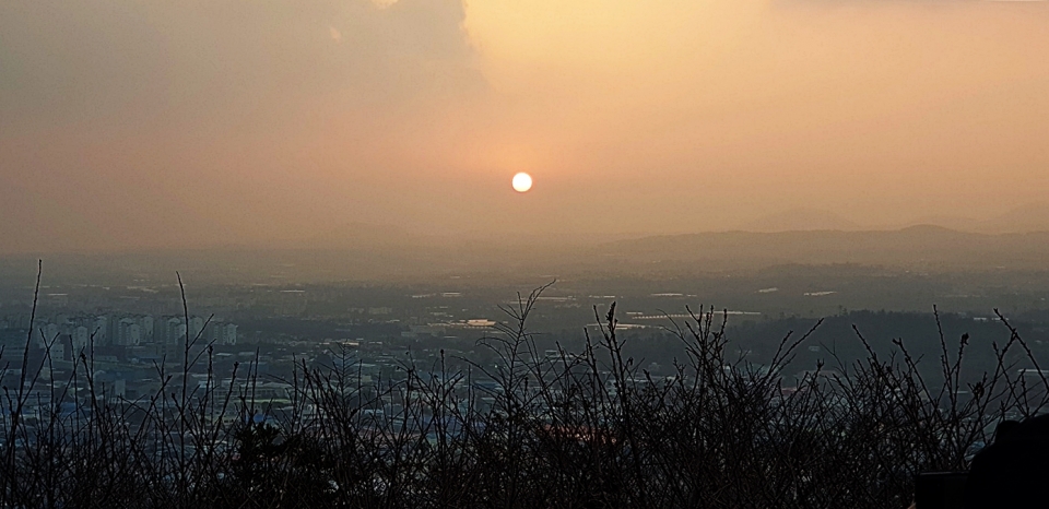 별도봉 일출