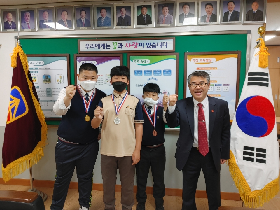 제57회 도민체육대회서 탁구팀 금메달 입상 쾌거