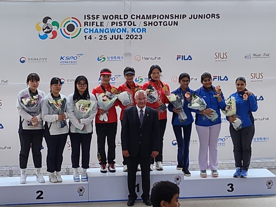단체전 2위