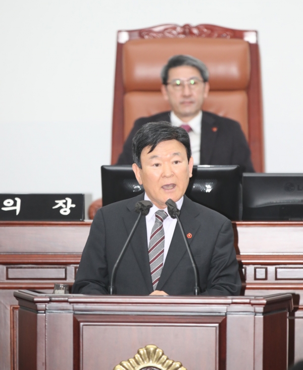 김광수 제주특별자치도교육감(도의회)