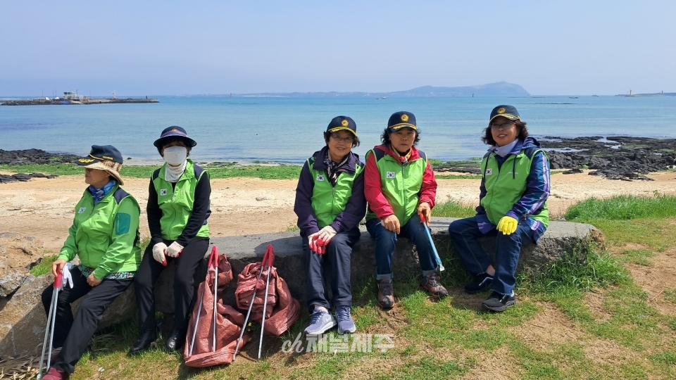 전몰군경유족회, 시흥리 해안가에서 해양 쓰레기 수거