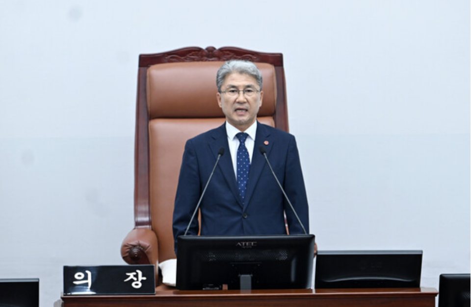 이상봉 제주도의회 의장