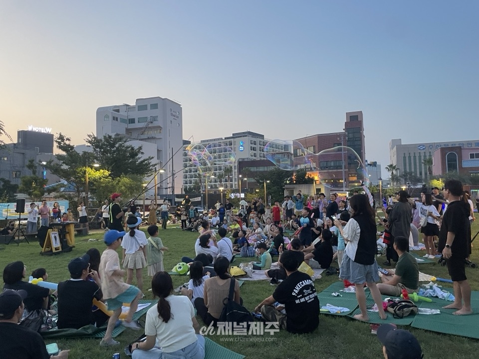 2주간 제주 원도심 여름밤 수 놓은 ‘컬러풀산지’(사진제공=제주도)