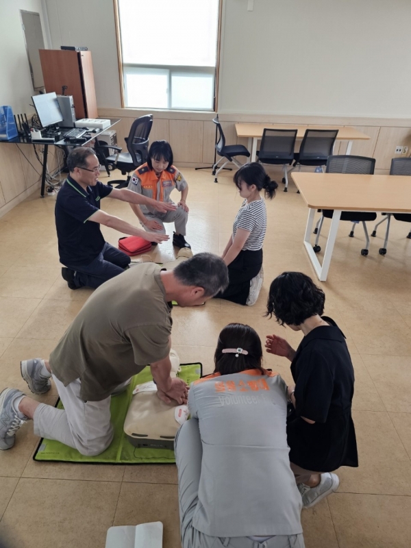 노형여성의용소방대,노형동주민센터 심폐소생술 교육 실시