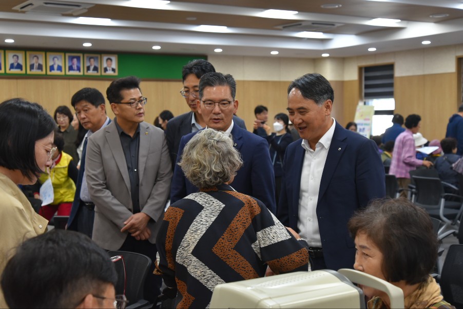제주남원농협, 농촌왕진버스로 의료복지사업 추진 확대