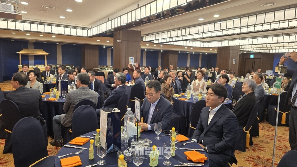 한중우호연합총회 제주분회 창립 1주년 기념식 및 최소피아 회장 취임식