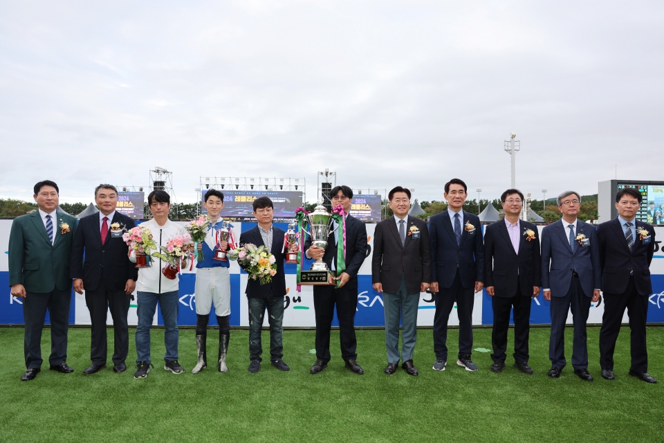 제주특별자치도지사배 대상경주 시상식