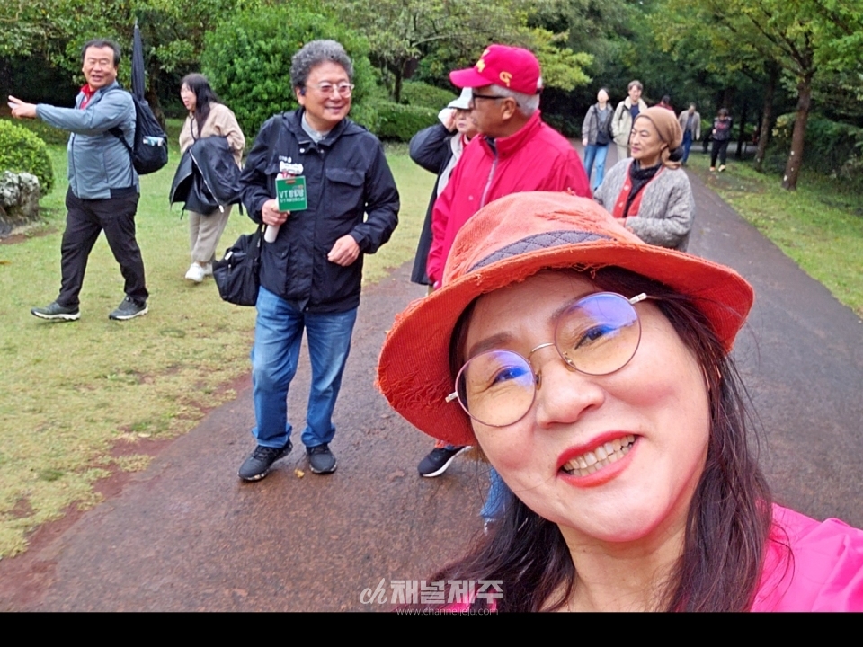 한라산문학회, 천년의 숲 비자림 탐방 행사 성황