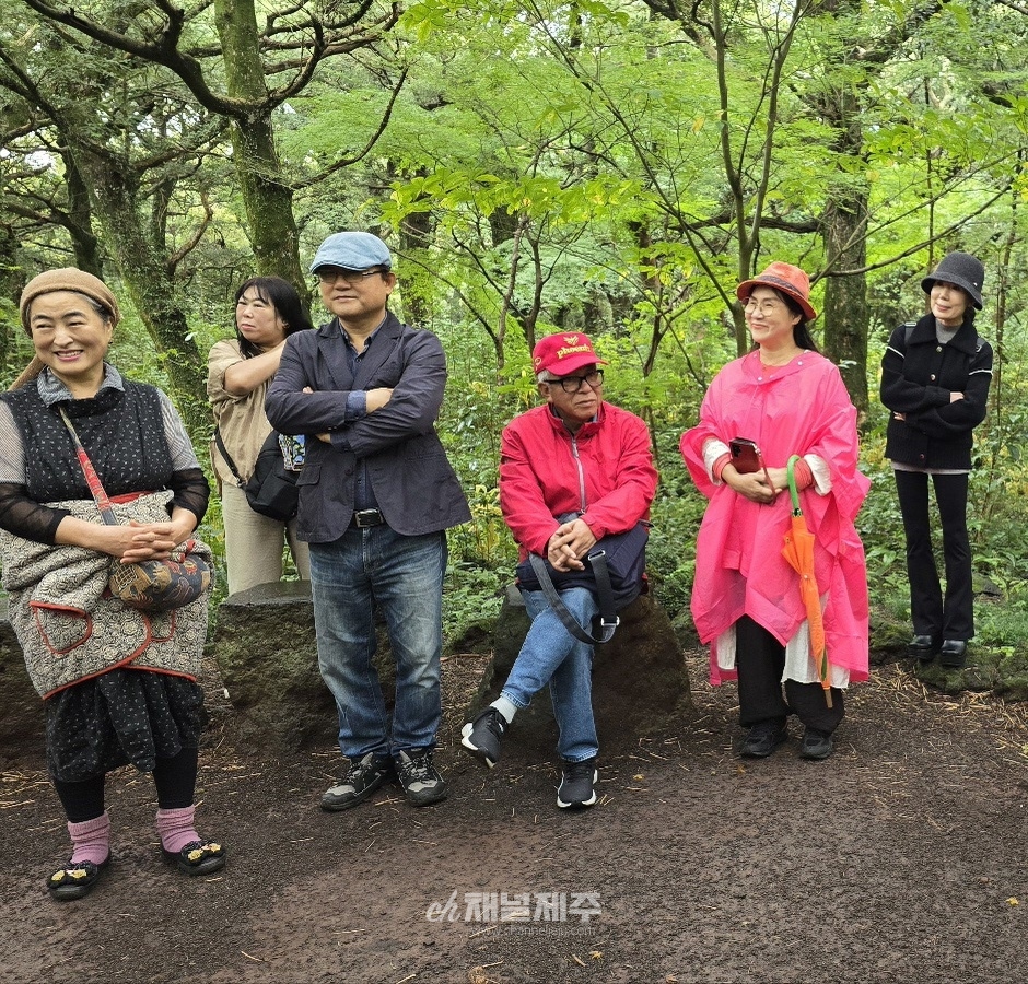 한라산문학회, 천년의 숲 비자림 탐방 행사 성황