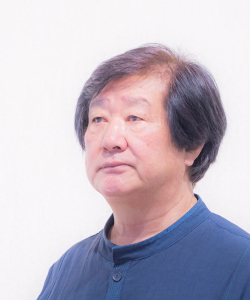 강용준 소설가