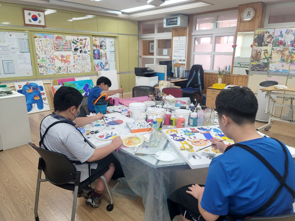 서귀포중, ‘2025 전국 장애청소년 우수 작품 초청전’당선 쾌거