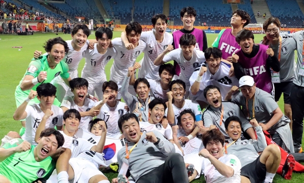 한국 U20 대표팀이 11일 2019 국제축구연맹(FIFA) U20 월드컵 4강전에서 에콰도르를 꺾고 결승에 진출했다. (사진=뉴스1)